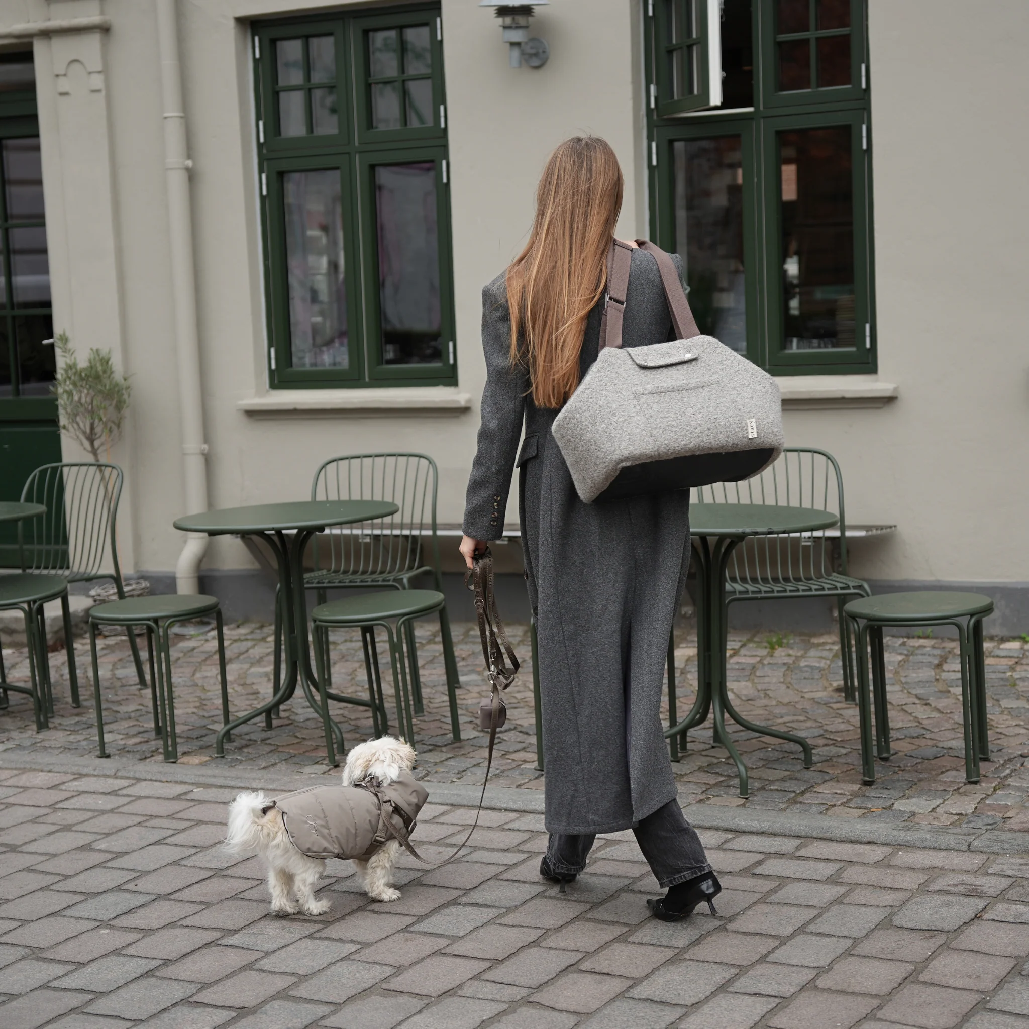 Carrier Bag Curl | Taupe - Image 3